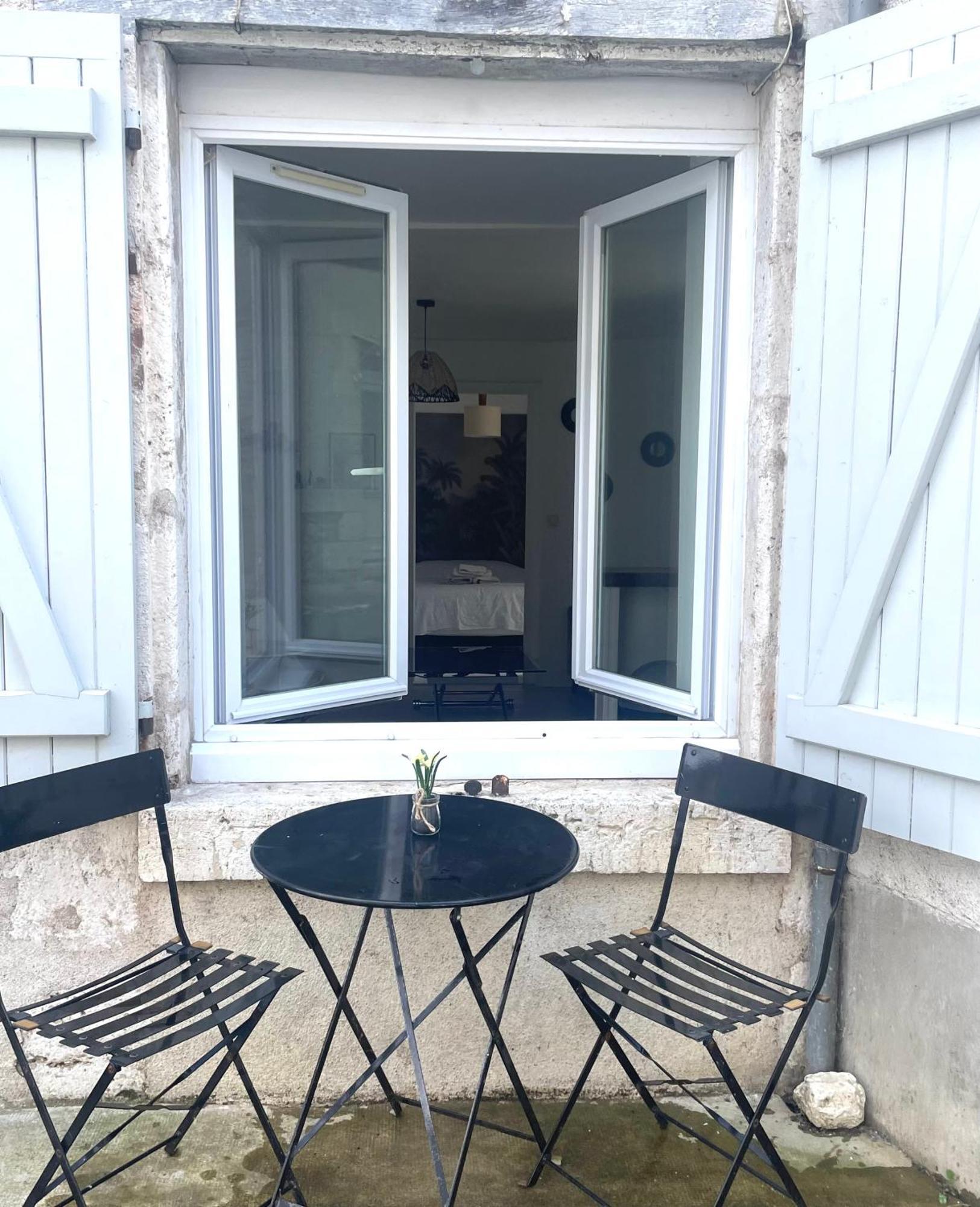 Joli Appart Cour Proche Bord De Loire بلْوا المظهر الخارجي الصورة
